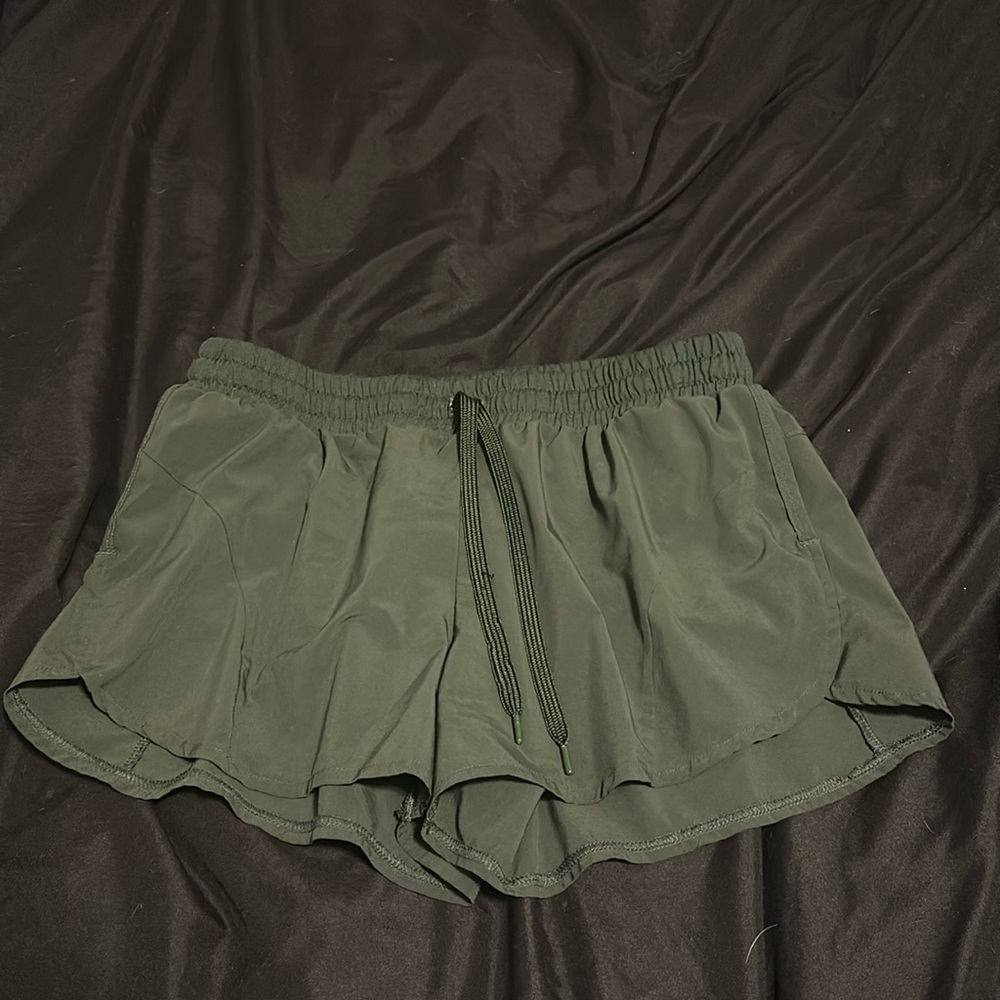 Green stretchy shorts